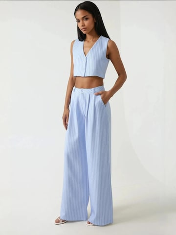 Hiccup - Perna larga Calças com pregas em azul