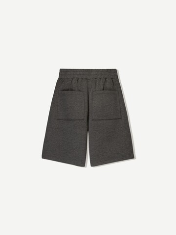 Loosefit Pantaloni di Bershka in grigio