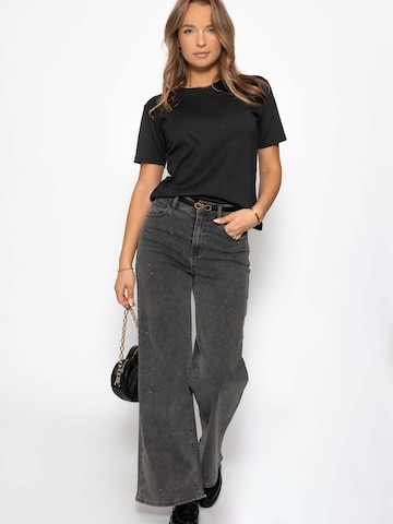 SASSYCLASSY Shirt in Black