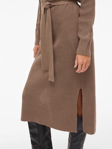 Rochie tricotat 'VIBUBBA' de la VILA pe maro