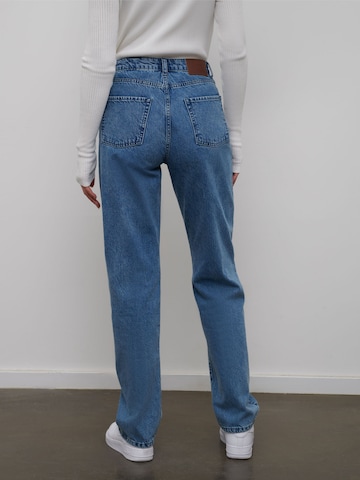 RÆRE by Lorena Rae Regular Jeans 'Cleo Tall' in Blau