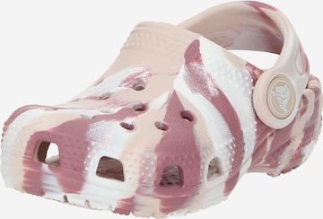 Crocs Clogs in Pink: predná strana