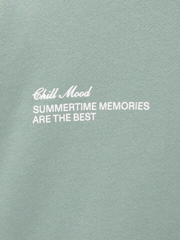 Pull&Bear Sweatshirt in Grün
