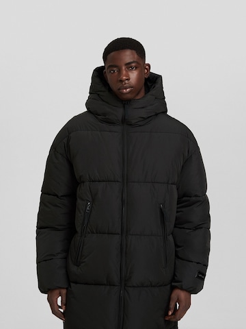 Bershka Zimní kabát – černá: přední strana