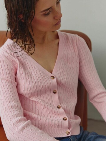 Noella Pullover ' N-Laliah Knit Cardigan ' i pink: forside