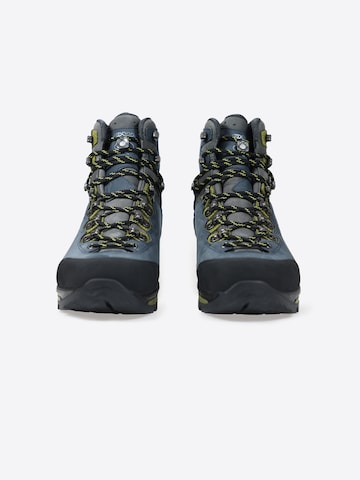 LOWA Boots 'Camino' in Blau