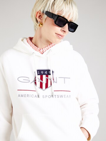 GANT Свитшот в Белый