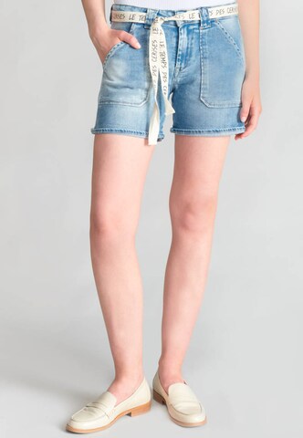 Le Temps Des Cerises Regular Shorts 'BLOOM' in Blau: Vorderseite