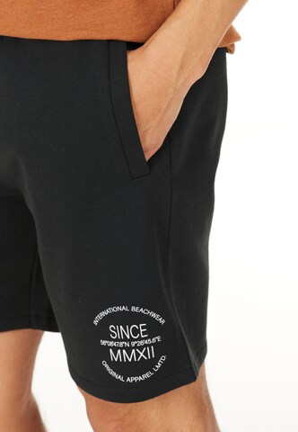 Cruz Regular Sports trousers 'Carter' in Black