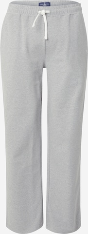 Hackett LondonLoosefit Hlače 'CLASSIC' - siva boja: prednji dio
