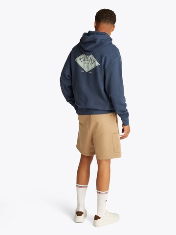 Tommy Jeans Collegepaita värissä sininen: etupuoli