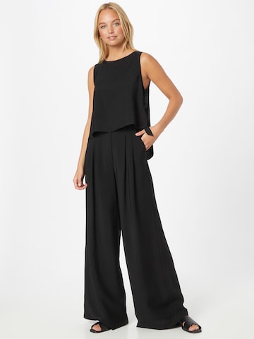 Guido Maria Kretschmer Women Wide leg Pleat-Front Pants 'Finja' in Black