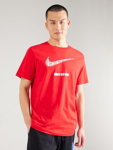 T-Shirt 'SWOOSH' Nike Sportswear en rouge : devant