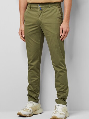 Regular Pantalon chino MEYER en vert : devant