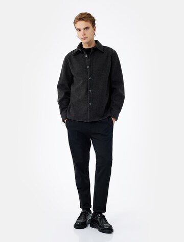 Koton Regular Hose in Schwarz: Vorderseite