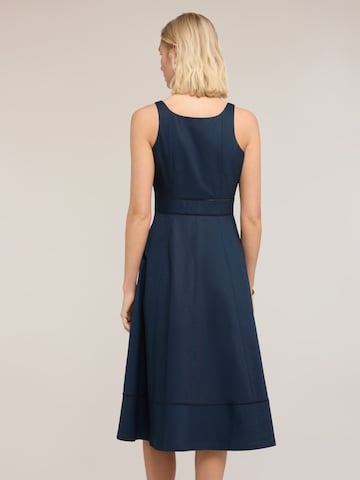 Robe MOTIVI en bleu