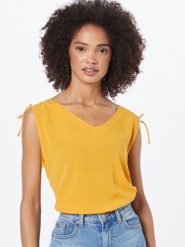 comma casual identity Blouse in Geel: voorkant