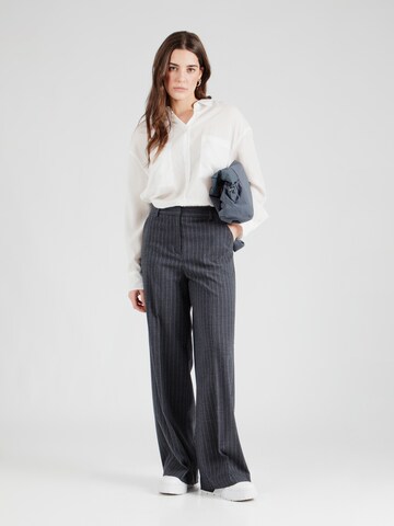 UNITED COLORS OF BENETTON Wide Leg Hose in Grau