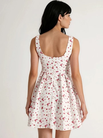 Hiccup Kleid‌ in Weiß