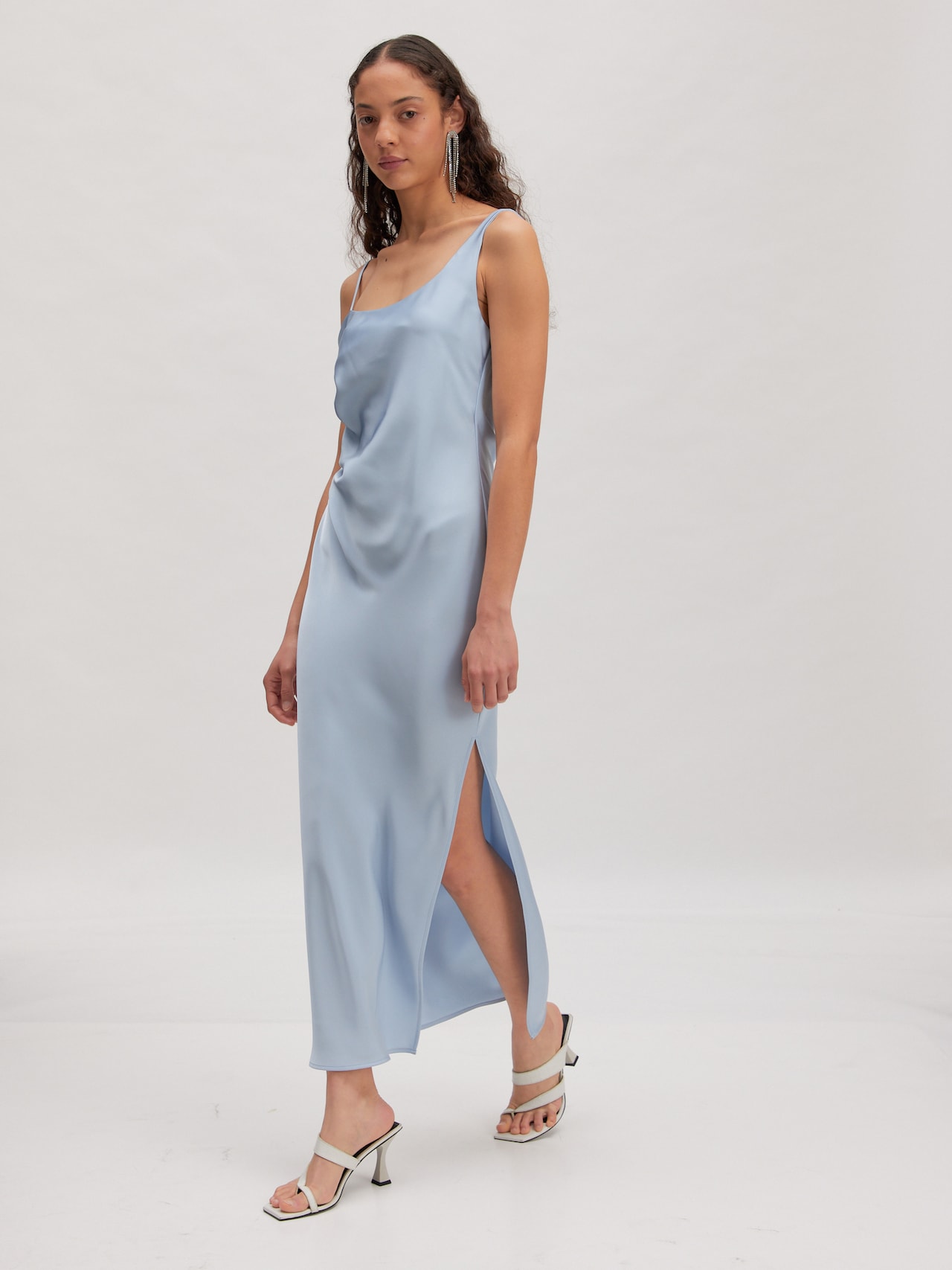 EDITED Producten Avondjurk 'Valeska' Blauw