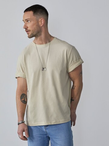 DAN FOX APPAREL חולצות 'Falk' בבז': מלפנים