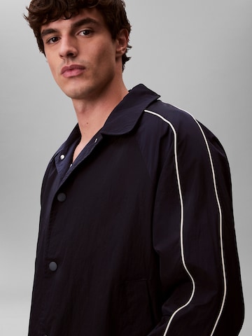 Calvin Klein Jeans Between-Season Jacket in Blue