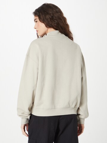 WEEKDAY Sweatshirt in Grijs