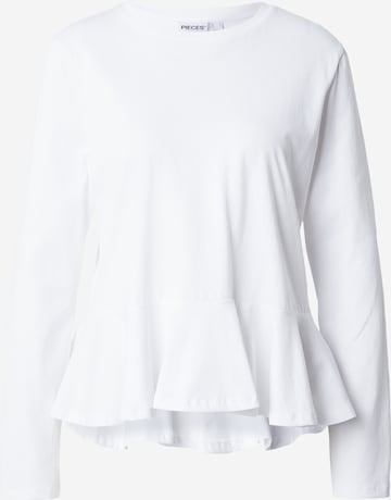 PIECES Paita 'PCDANILLA PEPLUM' värissä valkoinen: etupuoli