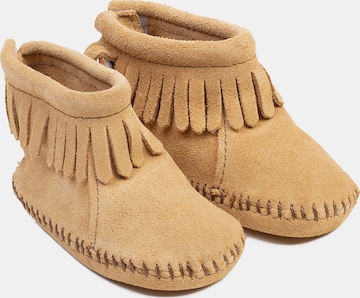 Minnetonka First-step shoe 'Back Flap' in Brown