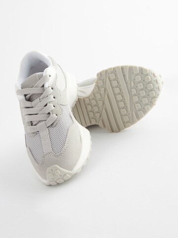 Baskets Next en gris