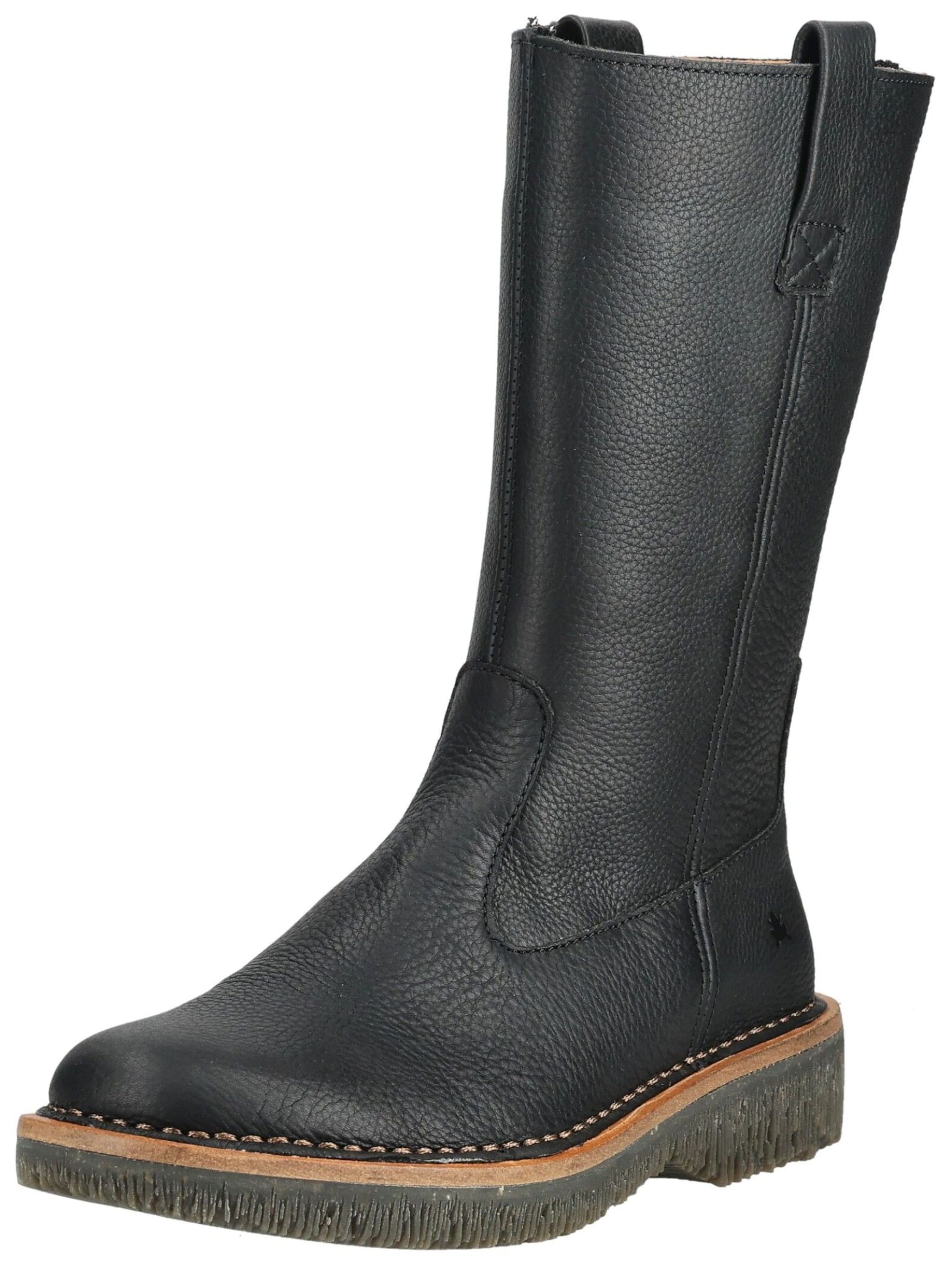EL NATURALISTA Boot in Black: front
