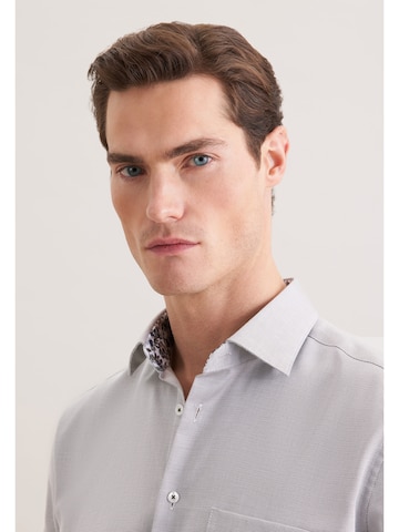 Coupe regular Chemise business 'Schwarze Rose' SEIDENSTICKER en gris