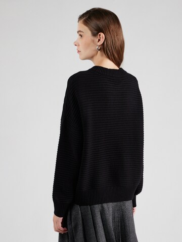 s.Oliver Sweater in Black