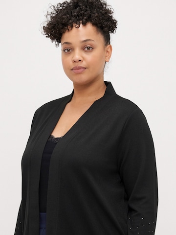 Cardigan 'CARALBA' ONLY Carmakoma en noir