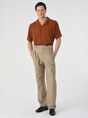 Loosefit Pantaloni con pieghe di Antioch in beige