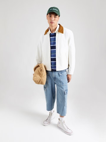 LEVI'S ® Демисезонная куртка в Белый