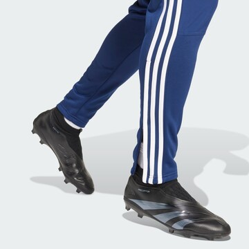 Tapered Pantaloni sport 'Tiro 24' de la ADIDAS PERFORMANCE pe albastru