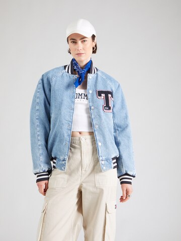 Tommy Jeans Between-season jacket in Blue: front