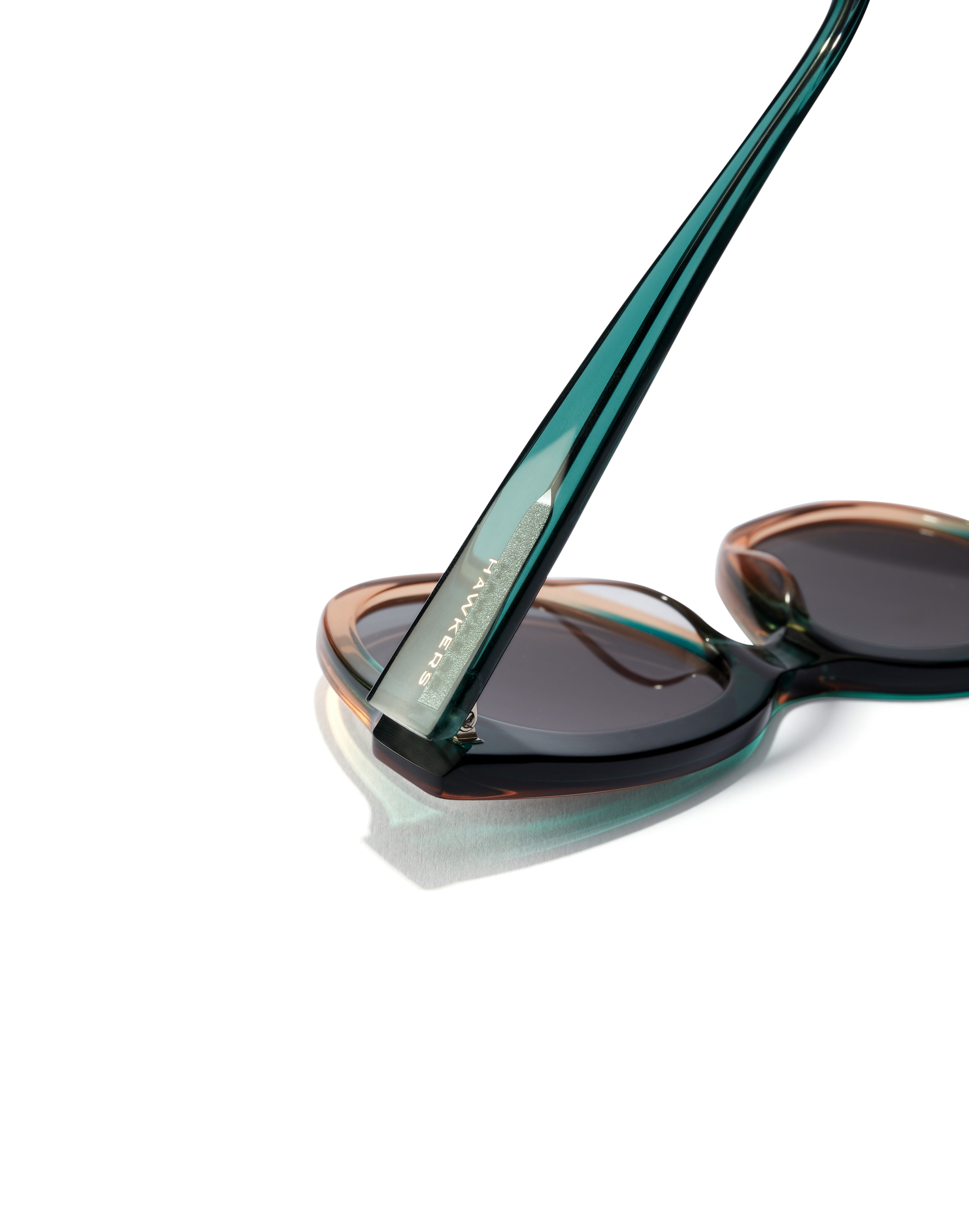 Lunettes de soleil 'AUDREY' HAWKERS en vert