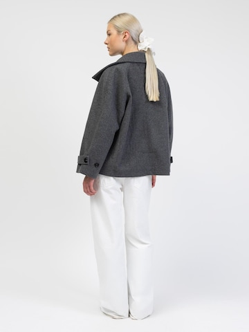 BROKE + SCHÖN Wintermantel in Grau