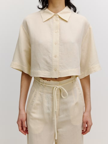 EDITED Blus 'Gritt' i beige: framsida