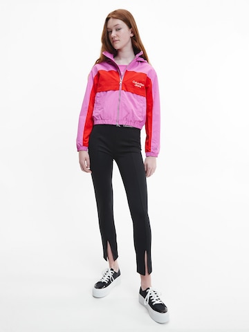 Calvin Klein Jeans Prehodna jakna | roza barva