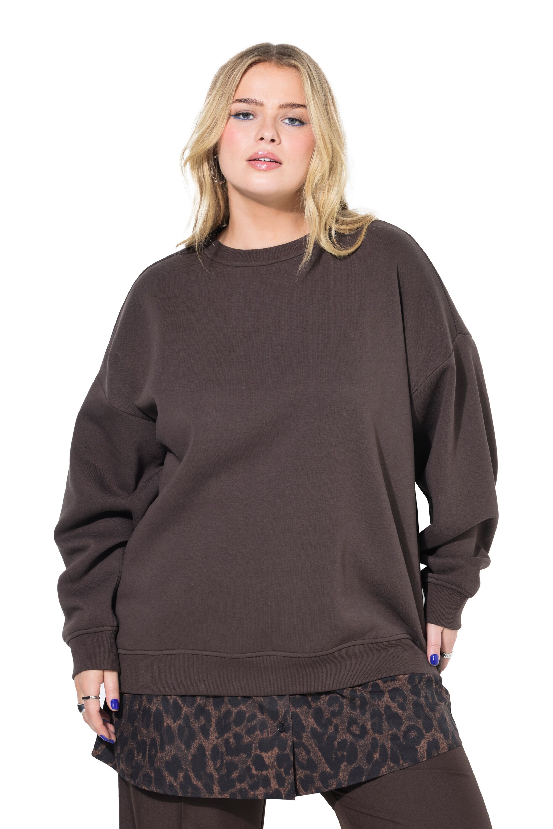 Studio Untold Sweatshirt in Brown: front
