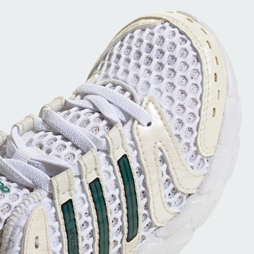 ADIDAS ORIGINALS - Sapatilhas 'Adistar Control 5' em branco