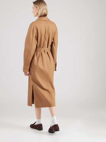 Robe-chemise & Other Stories en marron