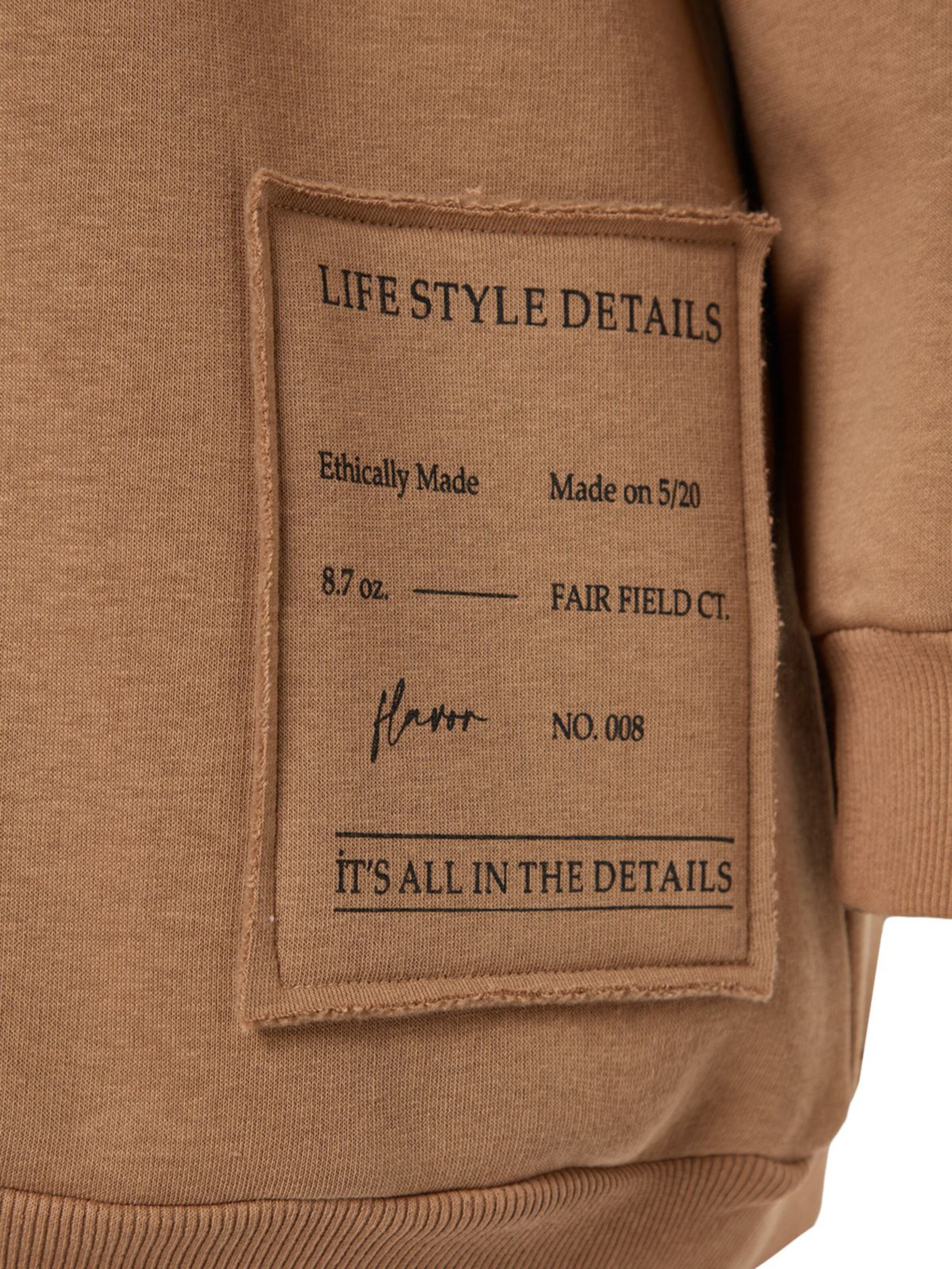 Trendyol Curve Sweatshirt in Brown