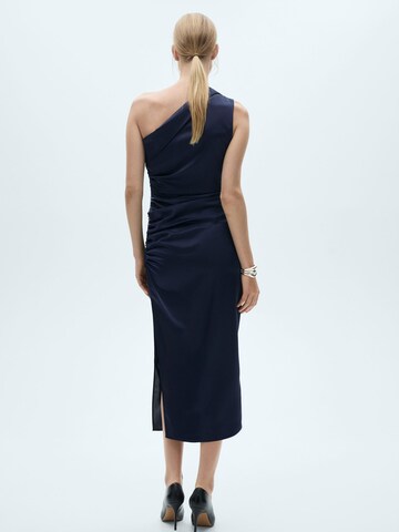 Robe de soirée 'Safron' MANGO en bleu