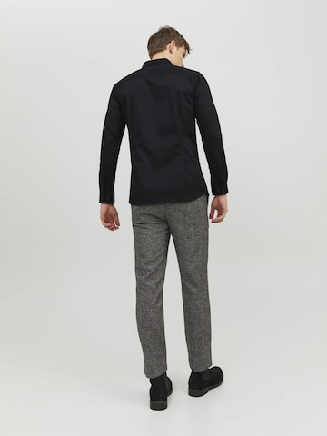 Slim fit Camicia di JACK & JONES in nero