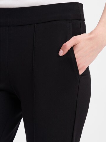 Cambio Regular Pleat-front trousers ' Francoise ' in Black