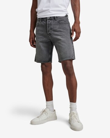 Regular Jean G-Star RAW en gris : devant